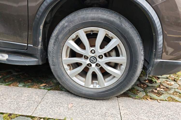 Used Nissan X-Trail 2019 2.0L CVT Smart Connect Comfort Edition 2WD Right Front Wheel Hub