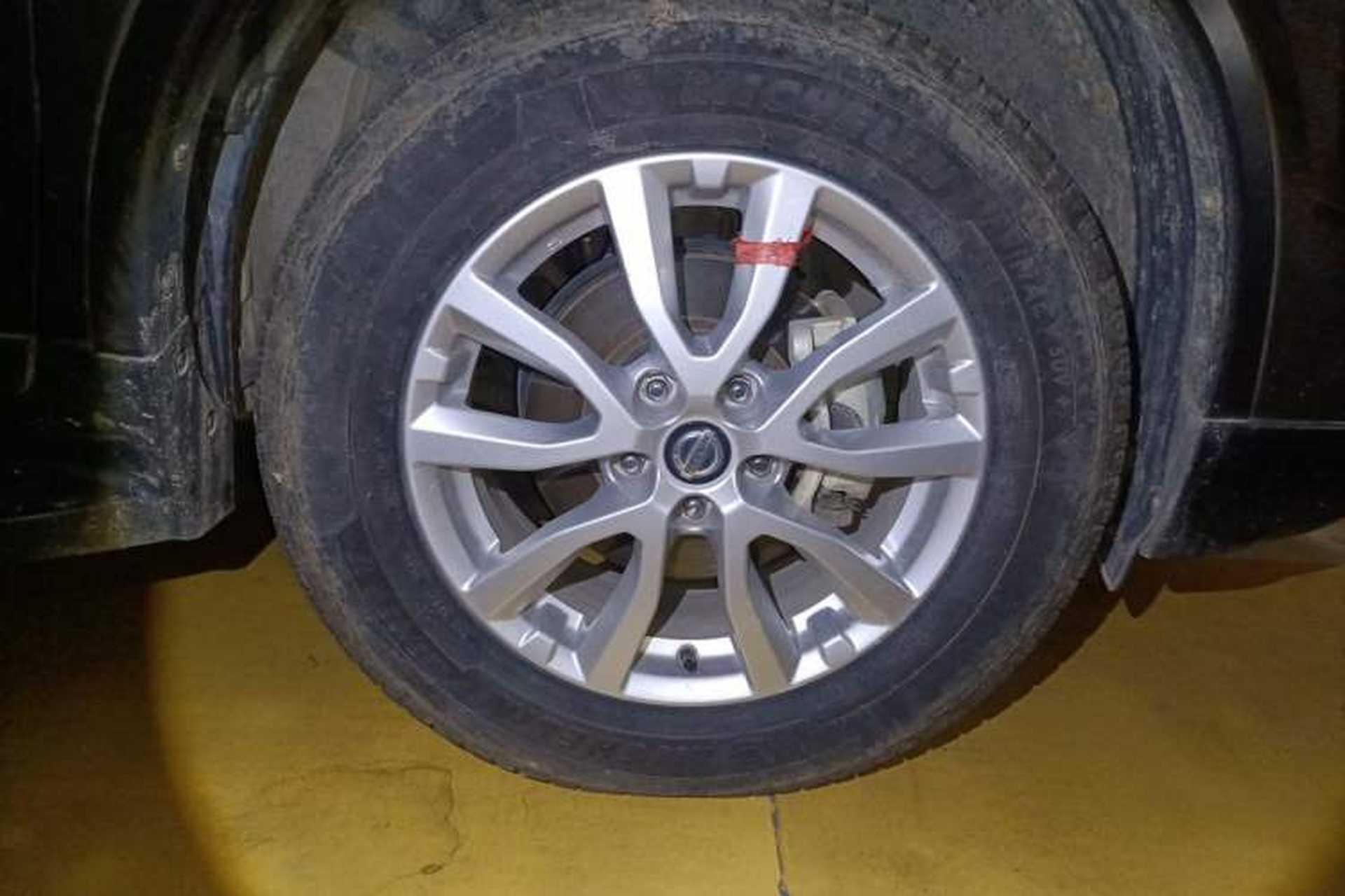 Used Nissan X-Trail 2019 2.0L CVT Smart Connect Comfort Edition 2WD Right Front Wheel Hub
