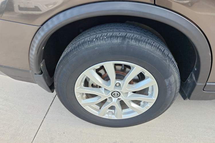 Used Nissan X-Trail 2019 2.0L CVT Smart Connect Comfort Edition 2WD Right Rear Wheel Hub