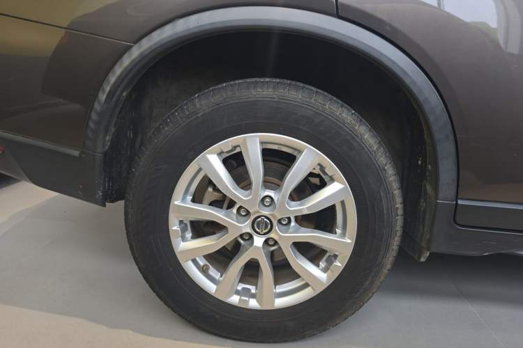 Used Nissan X-Trail 2019 2.0L CVT Smart Connect Comfort Edition 2WD Right Rear Wheel Hub