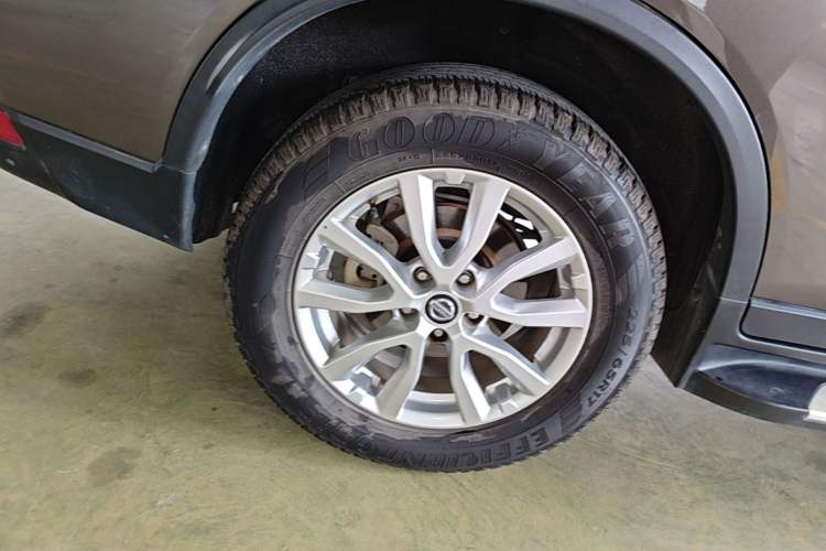Used Nissan X-Trail 2019 2.0L CVT Smart Connect Comfort Edition 2WD Right Rear Wheel Hub