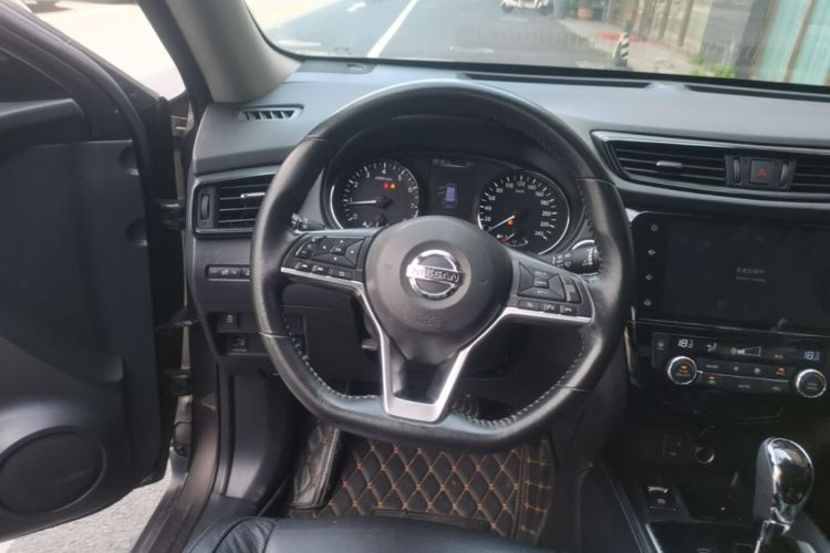 Used Nissan X-Trail 2019 2.0L CVT Smart Connect Comfort Edition 2WD Steering Wheel
