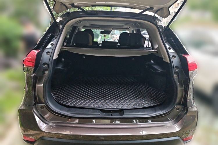 Used Nissan X-Trail 2019 2.0L CVT Smart Connect Comfort Edition 2WD Trunk