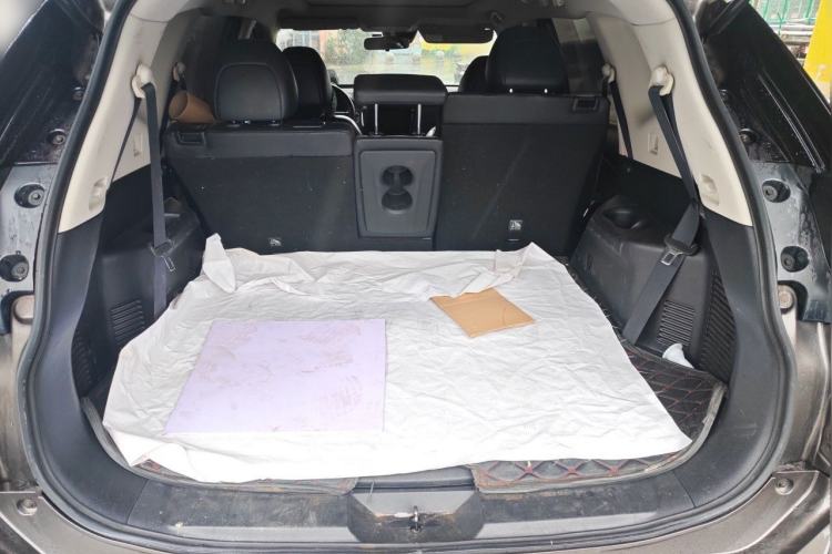 Used Nissan X-Trail 2019 2.0L CVT SmartConnect 7-Seater Comfort Edition 2WD Trunk