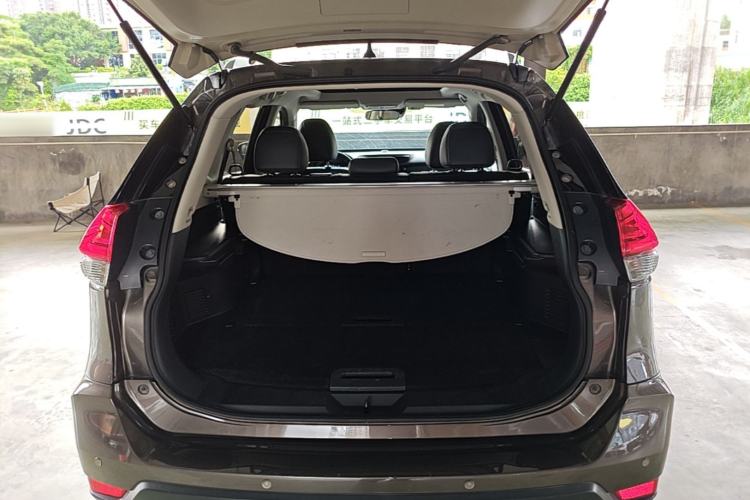 Used Nissan X-Trail 2019 2.0L CVT Smart Connect Comfort Edition 2WD Trunk