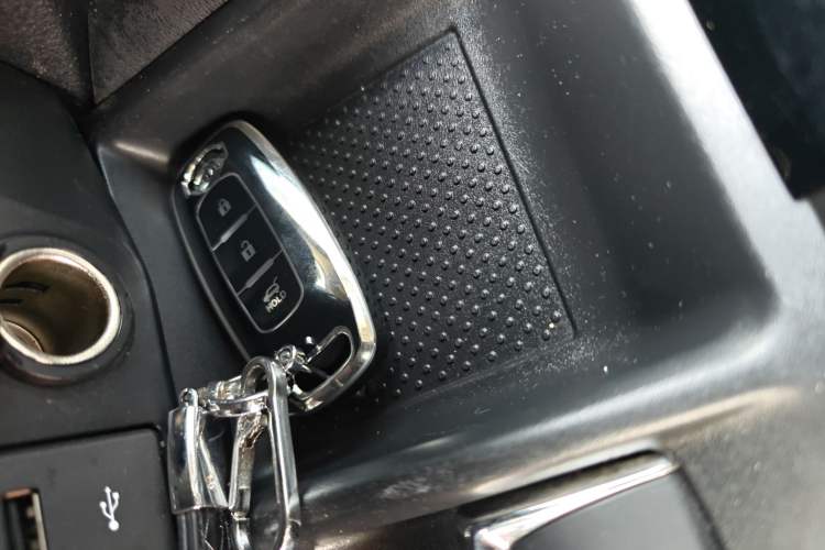 Used Nissan X-Trail 2019 2.0L CVT Smart Connect Comfort Edition 2WD Vehicle Key