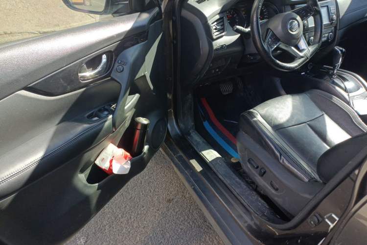 Used Nissan X-Trail 2019 2.0L CVT Comfort Edition 2WD Driver Seat