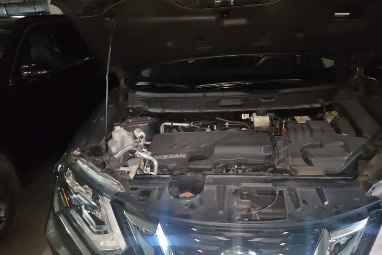 Used Nissan X-Trail 2019 2.0L CVT Comfort Edition 2WD Engine Bay Right