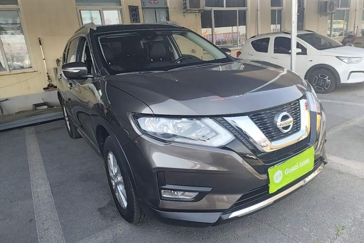 Used Nissan X-Trail 2019 2.0L CVT Smart Connect Comfort Edition 2WD Front Right 45 Deg
