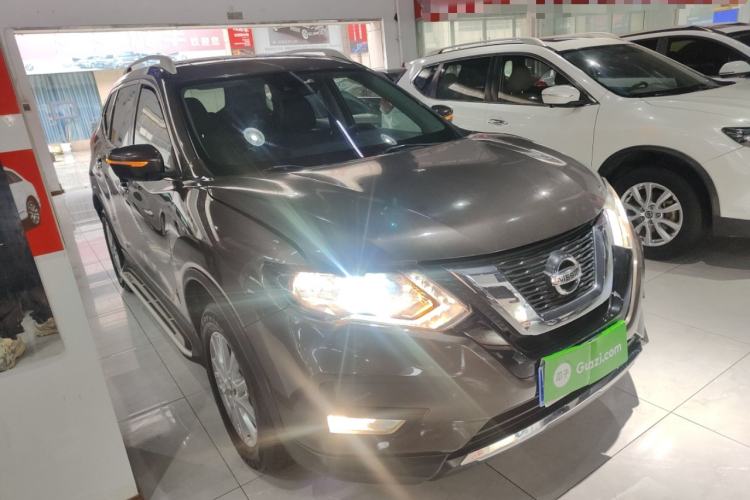Used Nissan X-Trail 2019 2.0L CVT Smart Connect Comfort Edition 2WD Front Right 45 Deg
