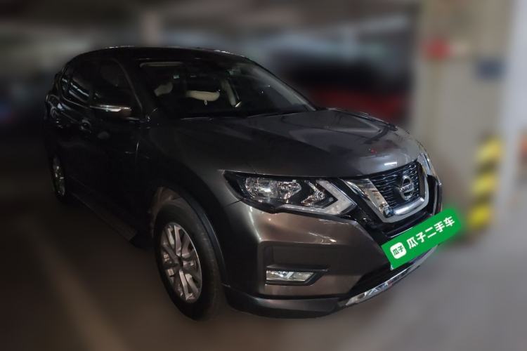 Used Nissan X-Trail 2019 2.0L CVT Comfort Edition 2WD Front Right 45 Deg