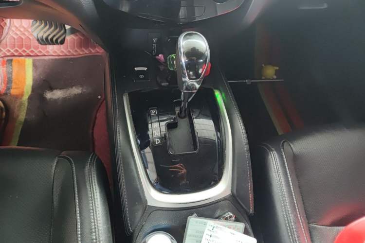 Used Nissan X-Trail 2019 2.0L CVT Smart Connect Comfort Edition 2WD Gear Lever