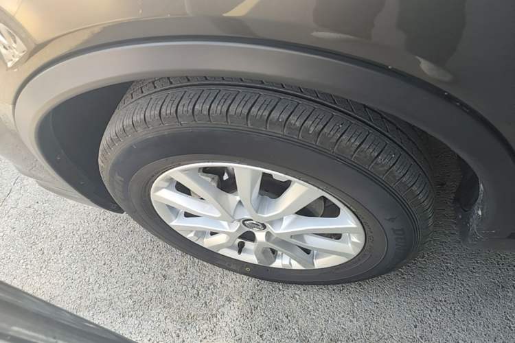 Used Nissan X-Trail 2019 2.0L CVT Smart Connect Comfort Edition 2WD Left Front Wheel Hub