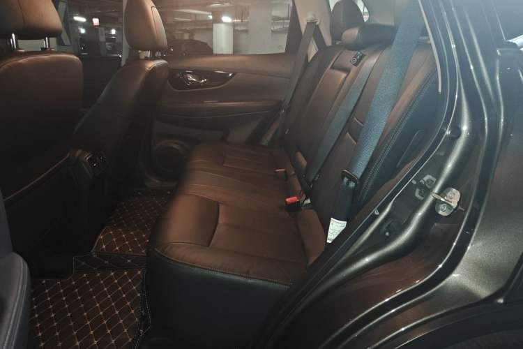 Used Nissan X-Trail 2019 2.0L CVT Smart Connect Comfort Edition 2WD Left Rear Seat