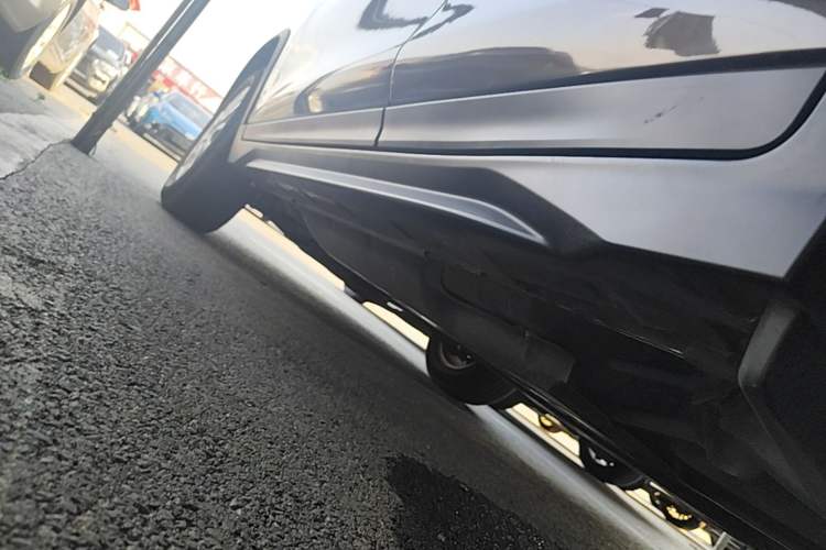 Used Nissan X-Trail 2019 2.0L CVT Smart Connect Comfort Edition 2WD Left Side Sill