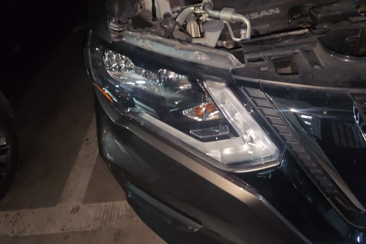 Used Nissan X-Trail 2019 2.0L CVT Comfort Edition 2WD Right Front Headlight
