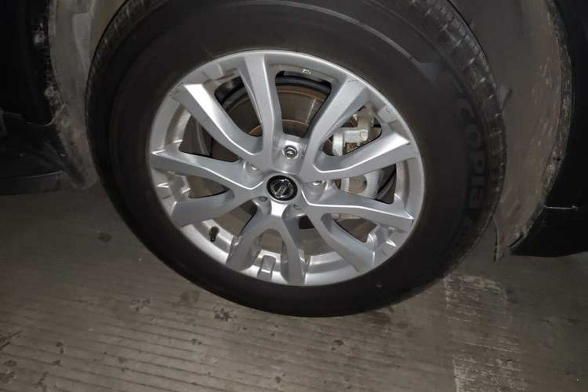 Used Nissan X-Trail 2019 2.0L CVT Comfort Edition 2WD Right Front Wheel Hub
