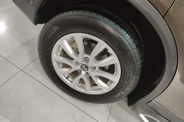 Used Nissan X-Trail 2019 2.0L CVT Smart Connect Comfort Edition 2WD Right Rear Wheel Hub