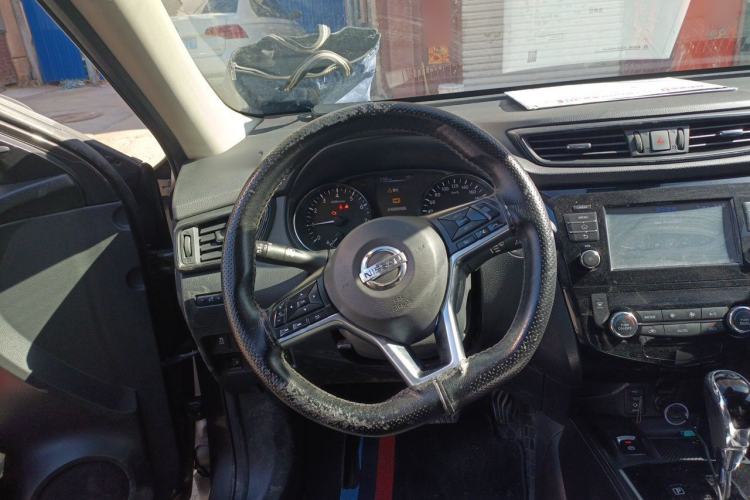 Used Nissan X-Trail 2019 2.0L CVT Comfort Edition 2WD Steering Wheel