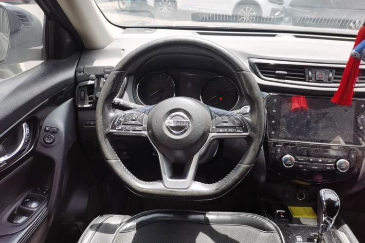 Used Nissan X-Trail 2019 2.0L CVT Smart Connect Comfort Edition 2WD Steering Wheel