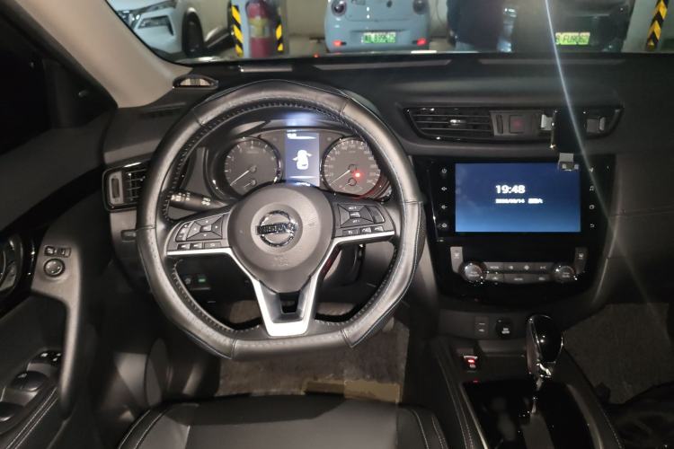 Used Nissan X-Trail 2019 2.0L CVT Comfort Edition 2WD Steering Wheel