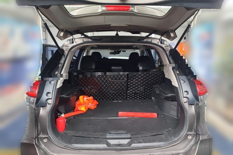 Used Nissan X-Trail 2019 2.0L CVT Smart Connect Comfort Edition 2WD Trunk
