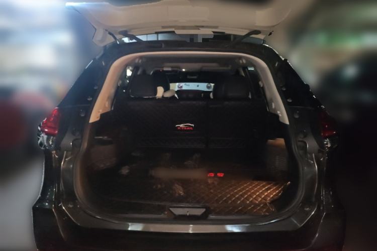 Used Nissan X-Trail 2019 2.0L CVT Comfort Edition 2WD Trunk