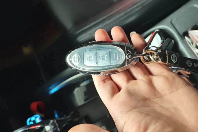 Used Nissan X-Trail 2019 2.0L CVT Smart Connect Comfort Edition 2WD Vehicle Key