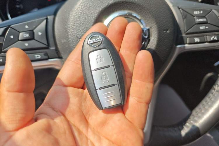 Used Nissan X-Trail 2019 2.0L CVT Smart Connect Comfort Edition 2WD Vehicle Key