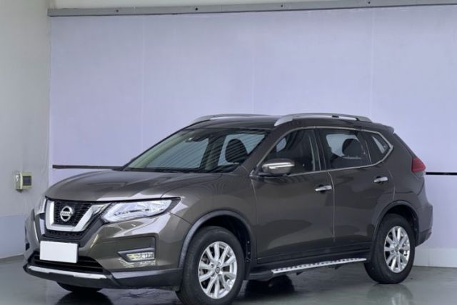 Używany Nissan X-Trail 2019 2.0L CVT Smart Connect Comfort Edition 2WD