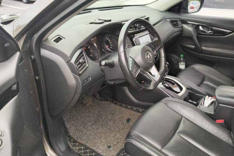 Used Nissan X-Trail 2019 2.0L CVT Comfort Edition 2WD Driver Seat