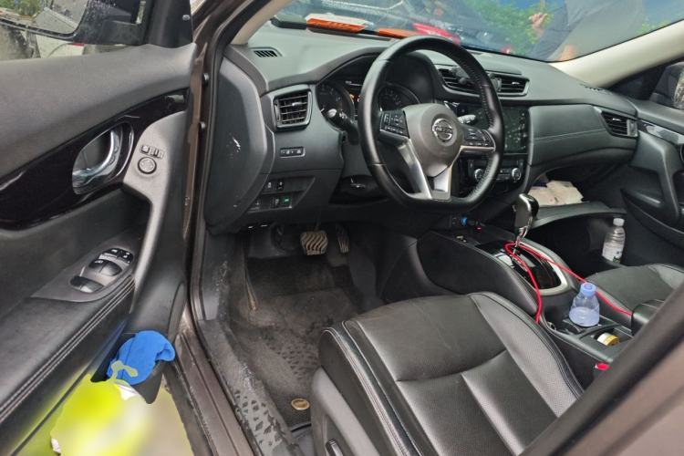 Used Nissan X-Trail 2019 2.0L CVT Smart Connect Comfort Edition 2WD Driver Seat
