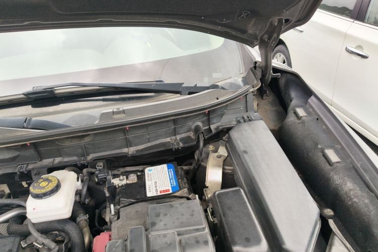 Used Nissan X-Trail 2019 2.0L CVT Comfort Edition 2WD Engine Bay Left