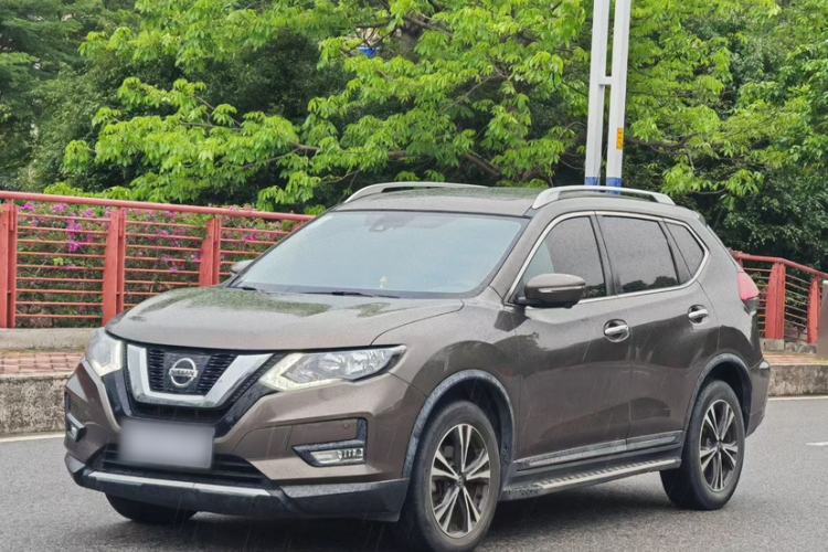 Used Nissan X-Trail 2019 2.5L CVT Smart Connect Luxury Edition 4WD Exterior 8