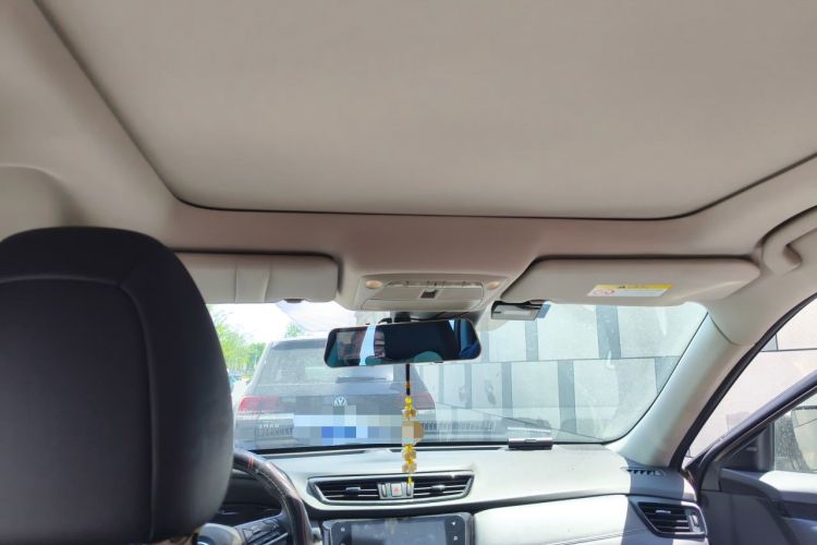 Used Nissan X-Trail 2019 2.5L CVT Smart Connect Luxury Edition 4WD Headliner