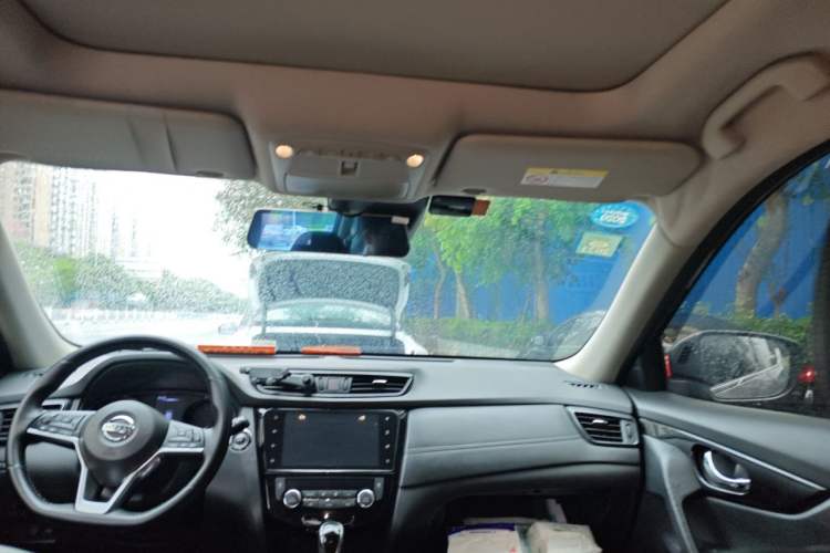 Used Nissan X-Trail 2019 2.0L CVT Smart Connect Comfort Edition 2WD Headliner