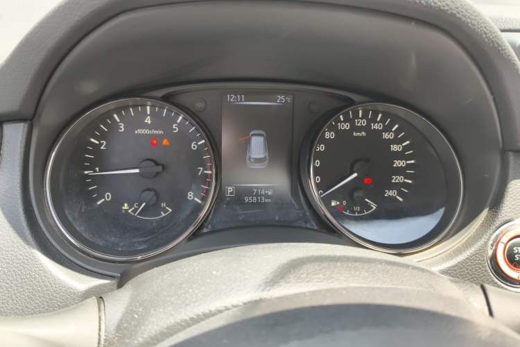 Used Nissan X-Trail 2019 2.5L CVT Smart Connect Luxury Edition 4WD Instrument Cluster