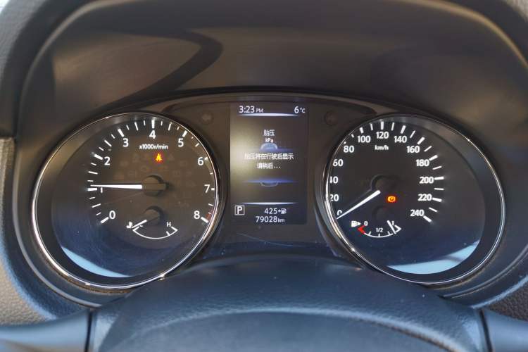 Used Nissan X-Trail 2019 2.0L CVT Smart Connect Comfort Edition 2WD Instrument Cluster