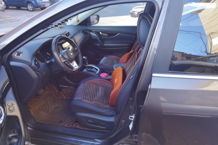 Used Nissan X-Trail 2019 2.0L CVT Smart Connect Comfort Edition 2WD Left Front Seat