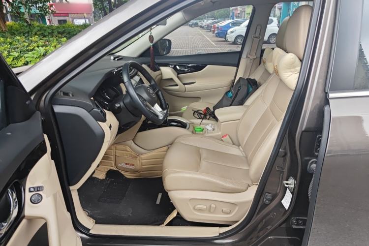 Used Nissan X-Trail 2019 2.0L CVT Smart Connect Comfort Edition 2WD Left Front Seat