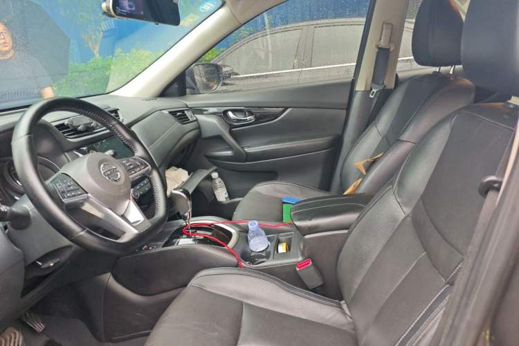 Used Nissan X-Trail 2019 2.0L CVT Smart Connect Comfort Edition 2WD Left Front Seat
