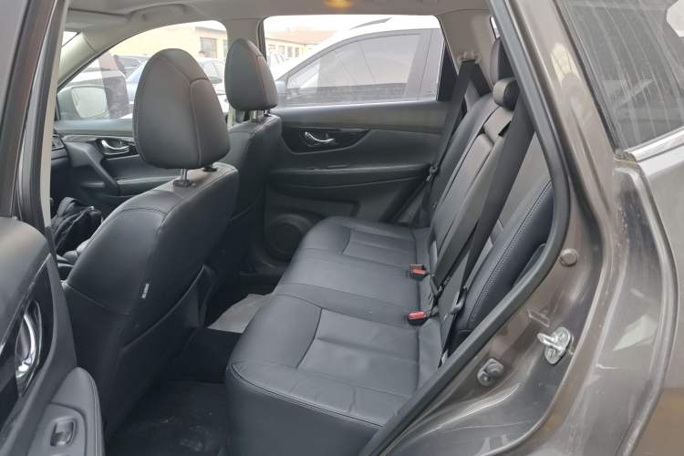Used Nissan X-Trail 2019 2.0L CVT Smart Connect Comfort Edition 2WD Left Rear Seat