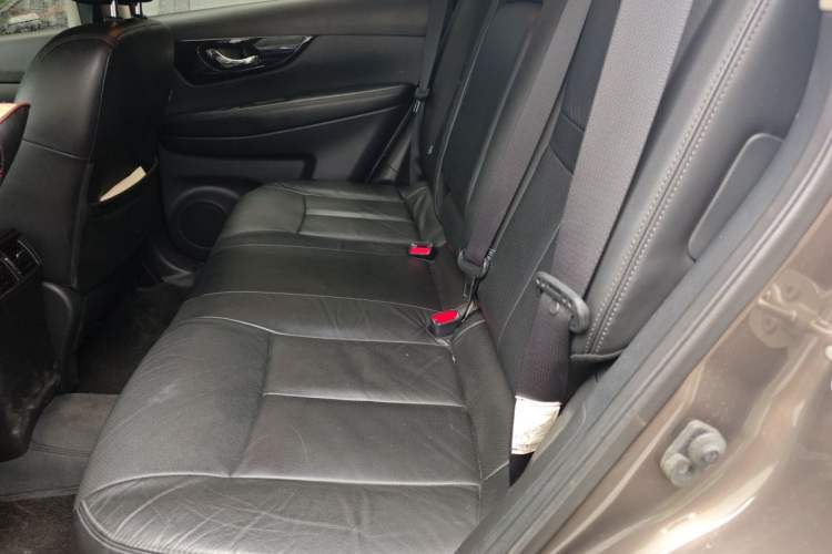Used Nissan X-Trail 2019 2.0L CVT Smart Connect Comfort Edition 2WD Left Rear Seat