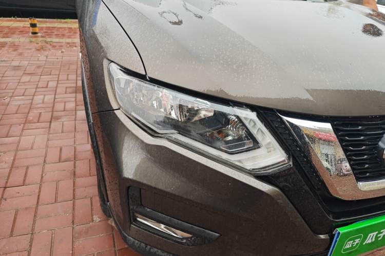 Used Nissan X-Trail 2019 2.0L CVT Smart Connect Comfort Edition 2WD Right Front Headlight