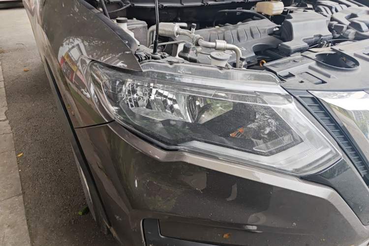 Used Nissan X-Trail 2019 2.0L CVT Smart Connect Comfort Edition 2WD Right Front Headlight