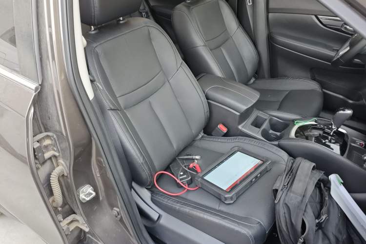 Used Nissan X-Trail 2019 2.0L CVT Smart Connect Comfort Edition 2WD Right Front Seat