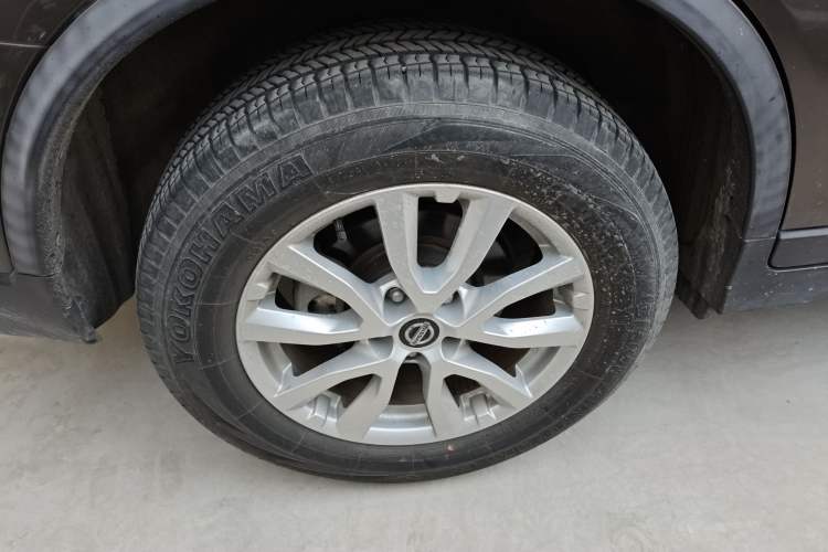Used Nissan X-Trail 2019 2.0L CVT Smart Connect Comfort Edition 2WD Right Rear Wheel Hub