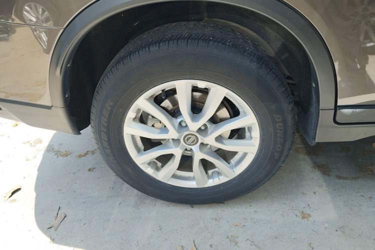 Used Nissan X-Trail 2019 2.0L CVT Comfort Edition 2WD Right Rear Wheel Hub