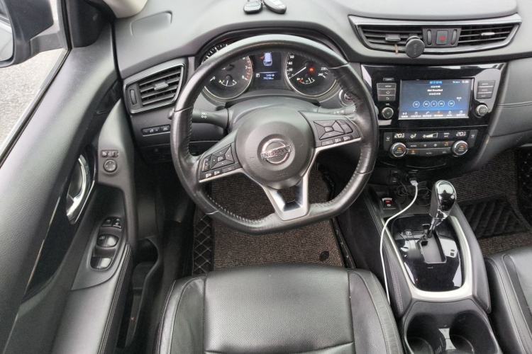 Used Nissan X-Trail 2019 2.0L CVT Comfort Edition 2WD Steering Wheel