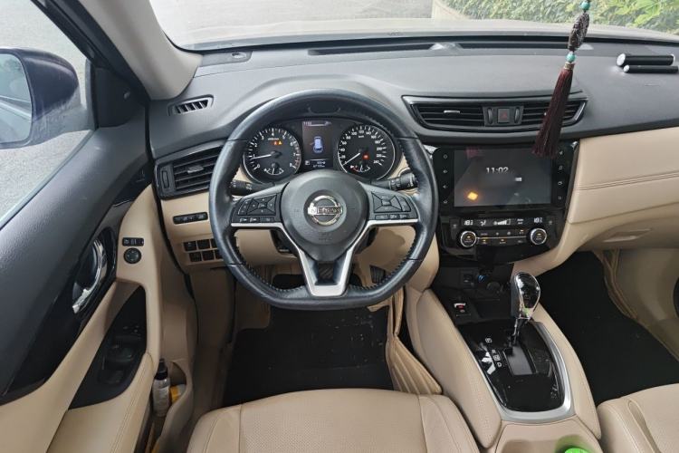 Used Nissan X-Trail 2019 2.0L CVT Smart Connect Comfort Edition 2WD Steering Wheel